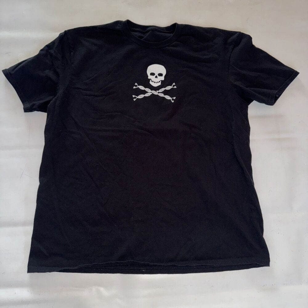 INVITAE Mens Premium Skull T-Shirt -Your Health Starts In Genes Soft XL